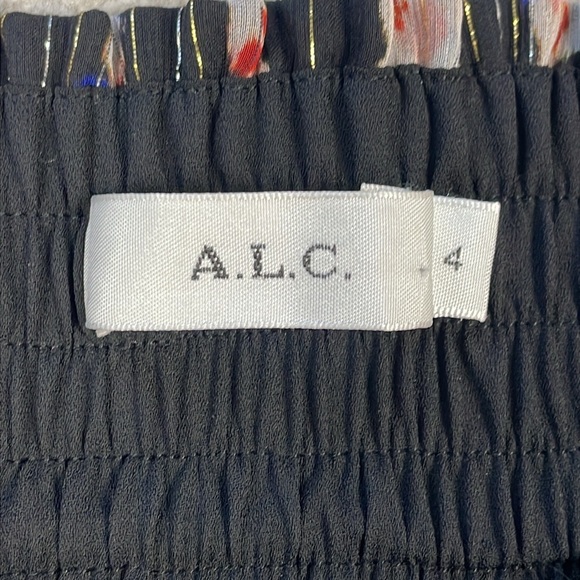 New ALC Vera Floral Silk Metallic Tiered Mini Skirt Smocked Waist Sz 4 - Picture 5 of 10